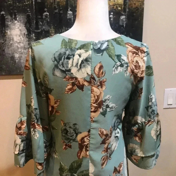 Belongsci Floral V-Neck Bell Sleeve A-Line Mini Dress Size Small - Picture 6 of 11
